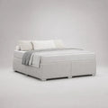 Lit double à sommiers tapissiers 180 x 200 cm en tissu gris clair, ensemble 3 pièces avec matelas en mousse