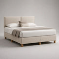 Lit double rembourré beige 160 x 200 cm avec tête de lit à clous décoratifs et pieds en bois, 220 x 172 x 115 cm